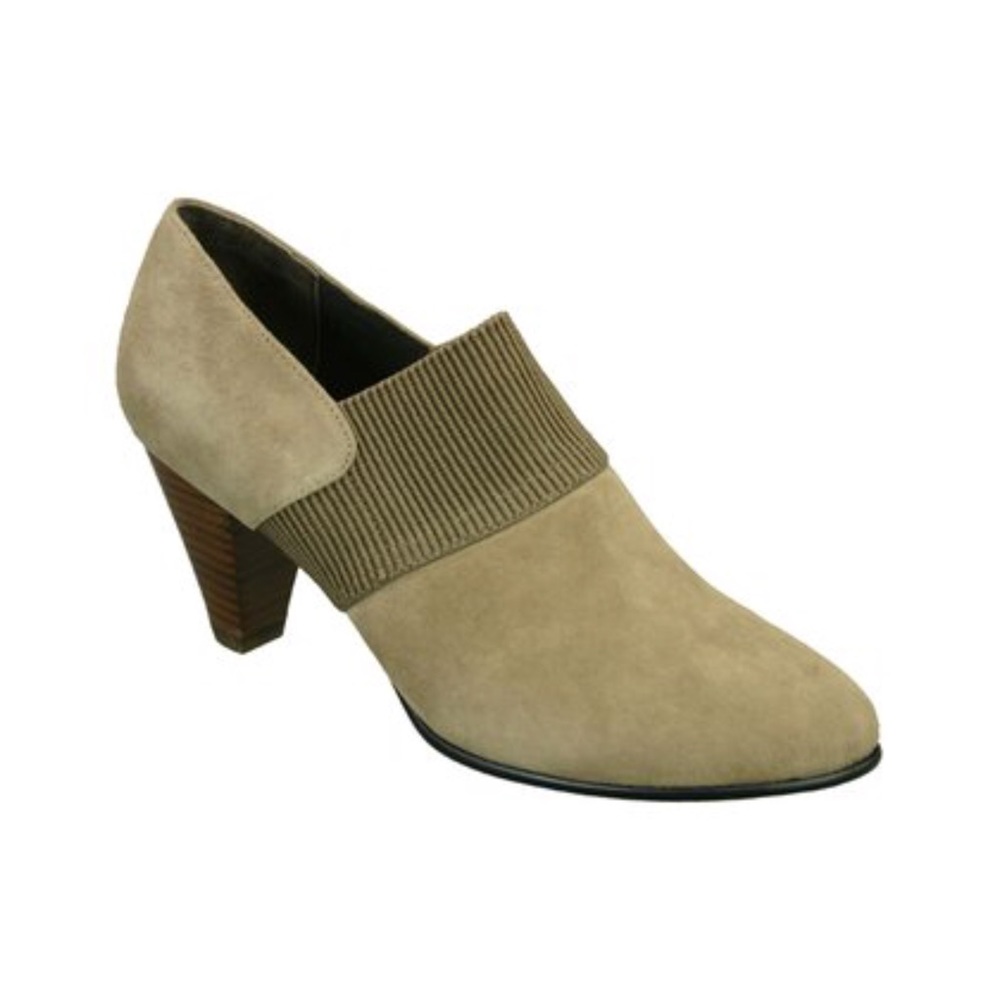 David Tate Suede Heels